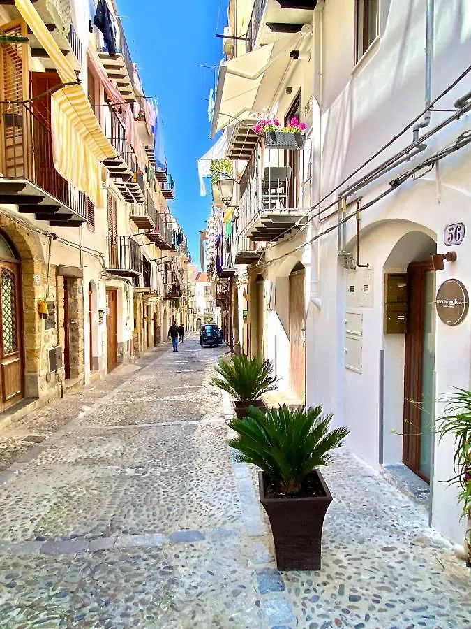 Meravigghia Suites Cefalu Apartment