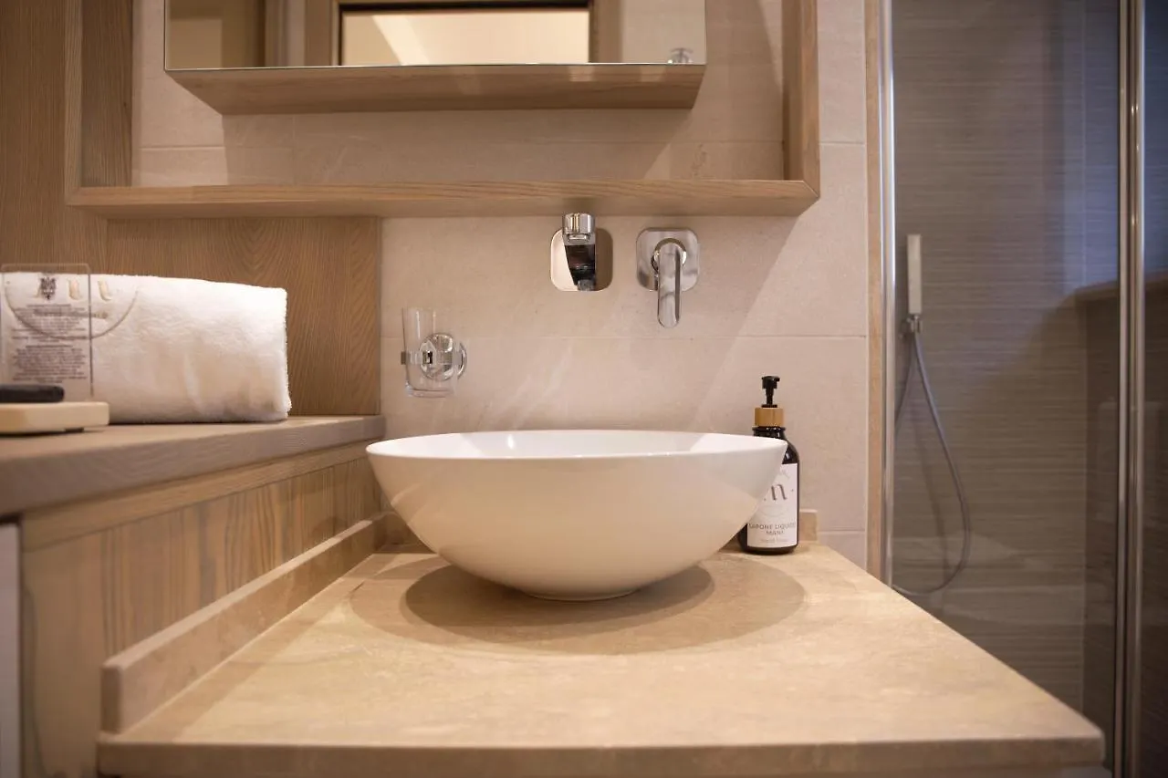 Meravigghia Suites Чефалу 0*,