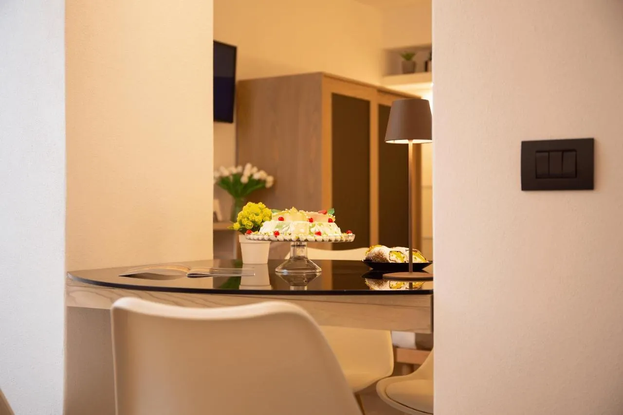 Meravigghia Suites Чефалу